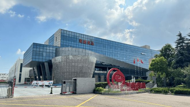 家头部企业打响餐饮零售化升级战麻将胡了试玩餐厅味道进家庭这三(图2)